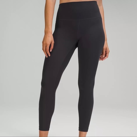 Lululemon Align High-rise crop with pockets 23” - Picture 4 of 5